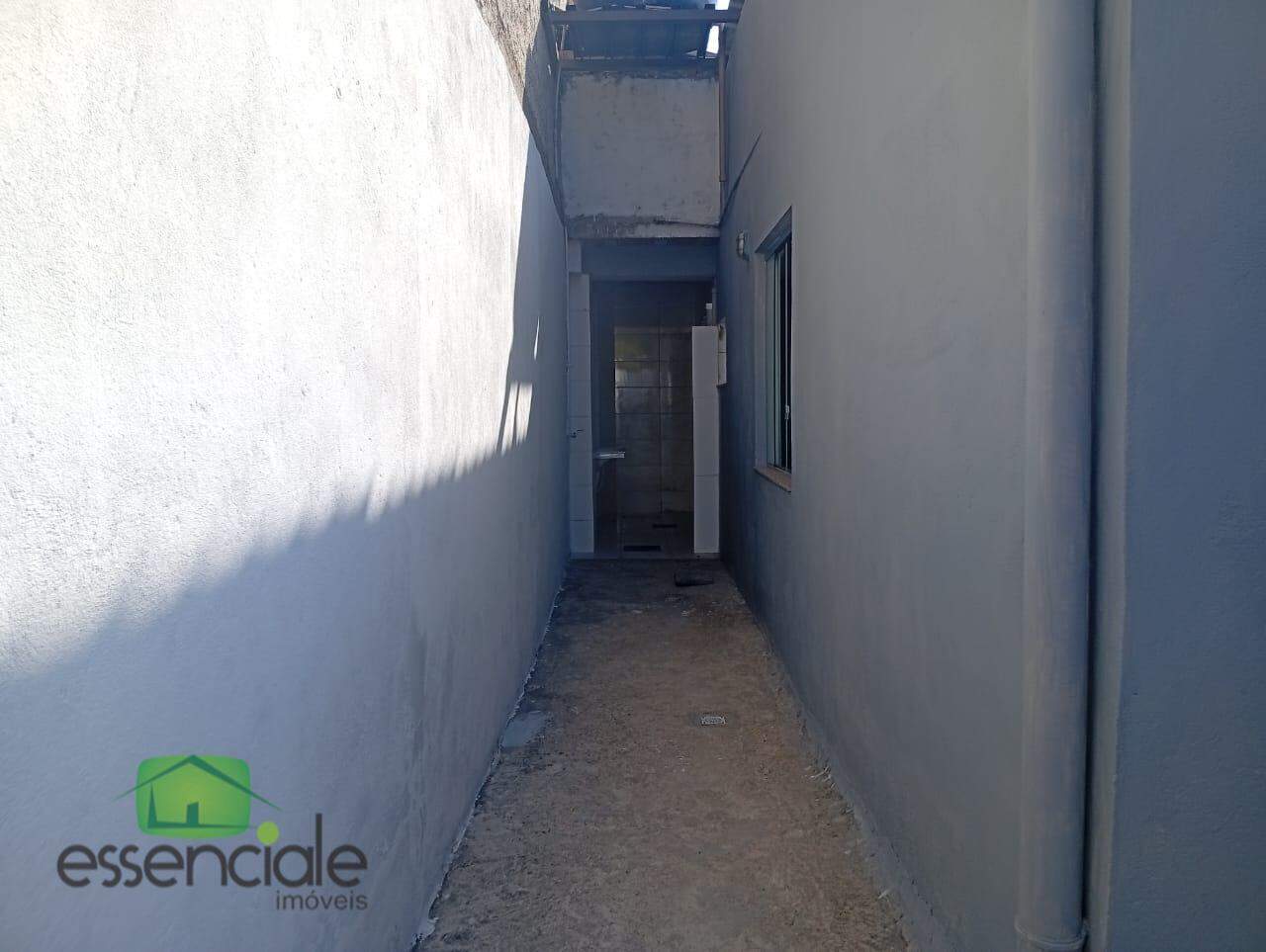 Casa para alugar com 2 quartos, 180m² - Foto 4