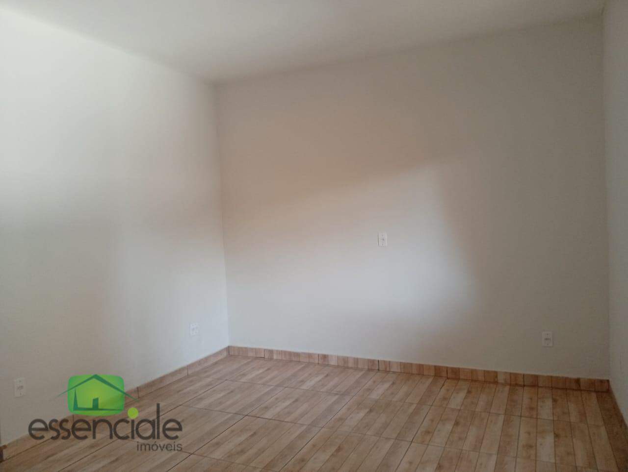 Casa para alugar com 2 quartos, 180m² - Foto 18