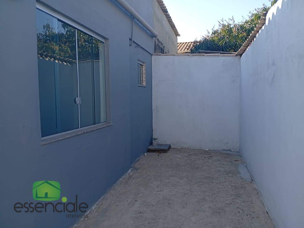 Casa para alugar com 2 quartos, 180m² - Foto 2
