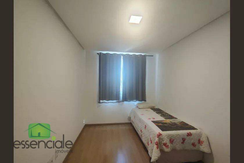 Casa à venda com 3 quartos, 306m² - Foto 11
