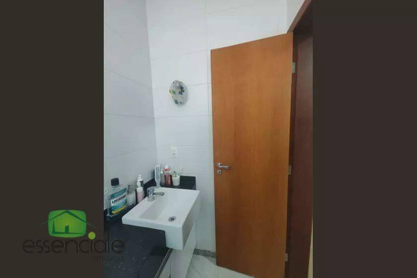 Casa à venda com 3 quartos, 306m² - Foto 19