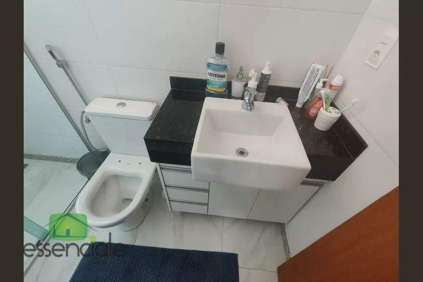 Casa à venda com 3 quartos, 306m² - Foto 18