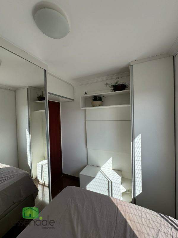Apartamento à venda com 2 quartos, 53m² - Foto 20