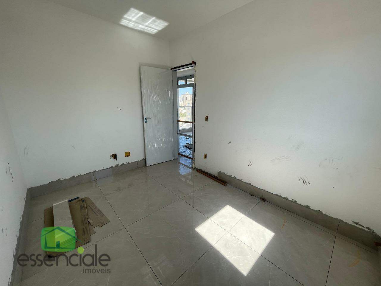 Apartamento à venda com 2 quartos, 60m² - Foto 8