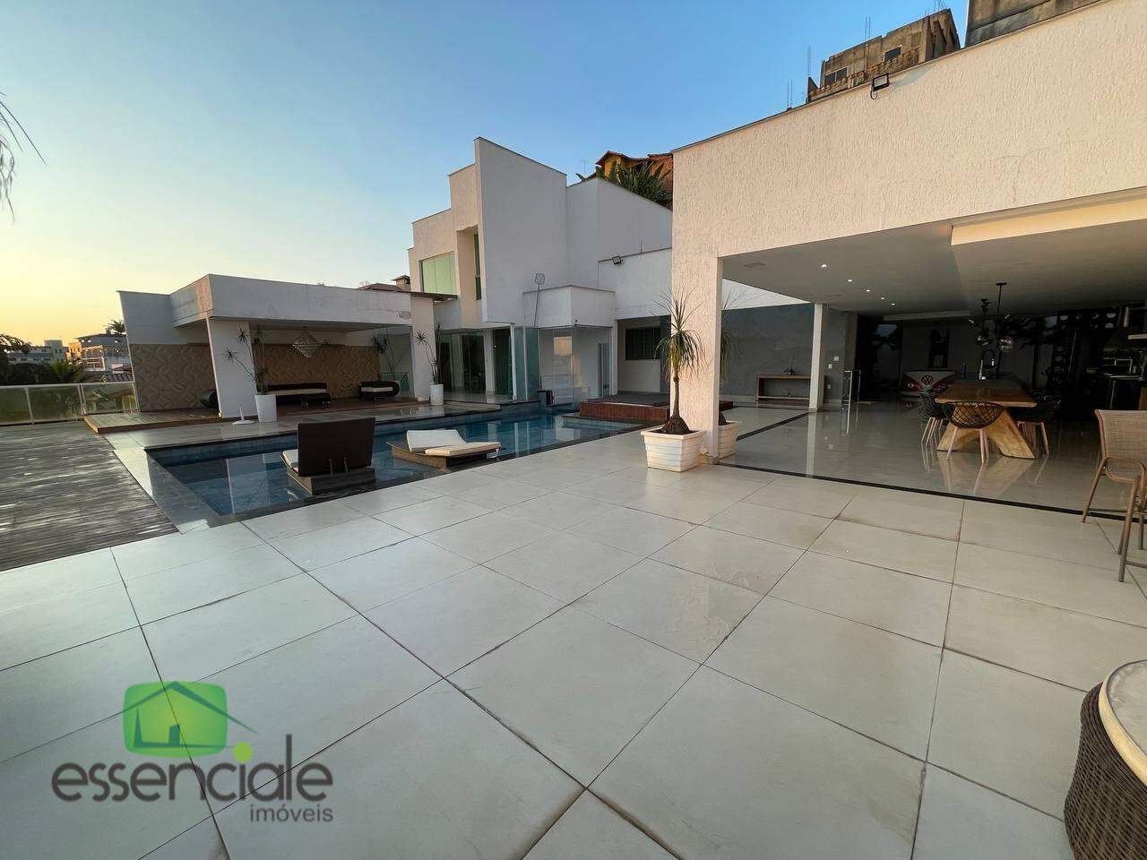 Casa para alugar com 4 quartos, 478m² - Foto 4
