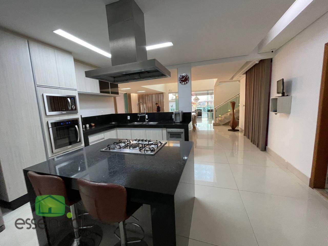 Casa para alugar com 4 quartos, 478m² - Foto 15
