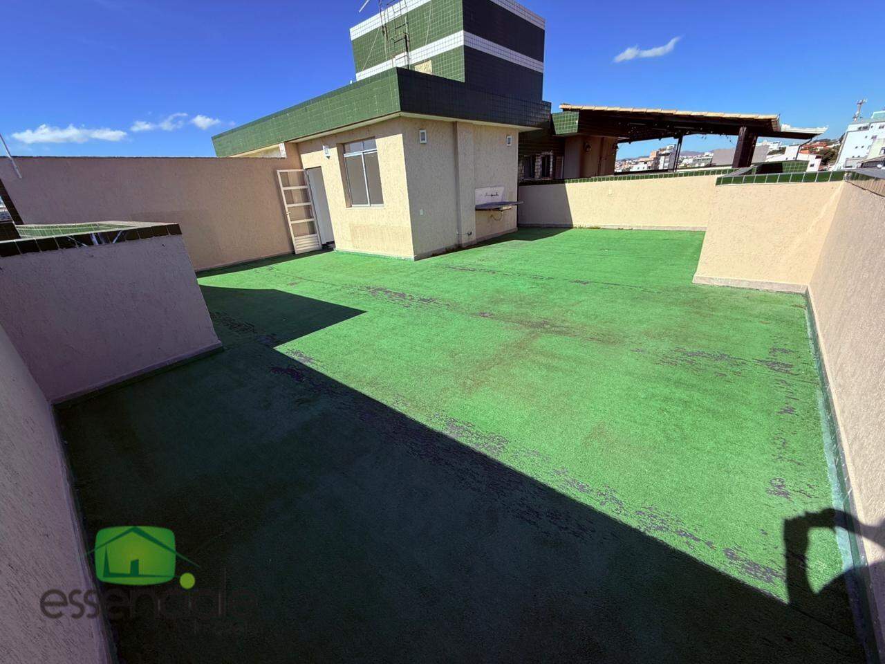 Cobertura para alugar com 3 quartos, 180m² - Foto 2