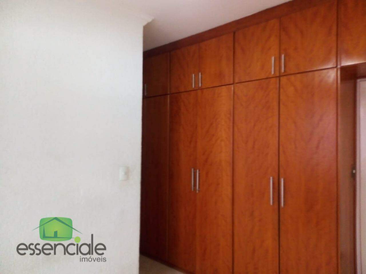 Casa para alugar com 4 quartos, 302m² - Foto 19