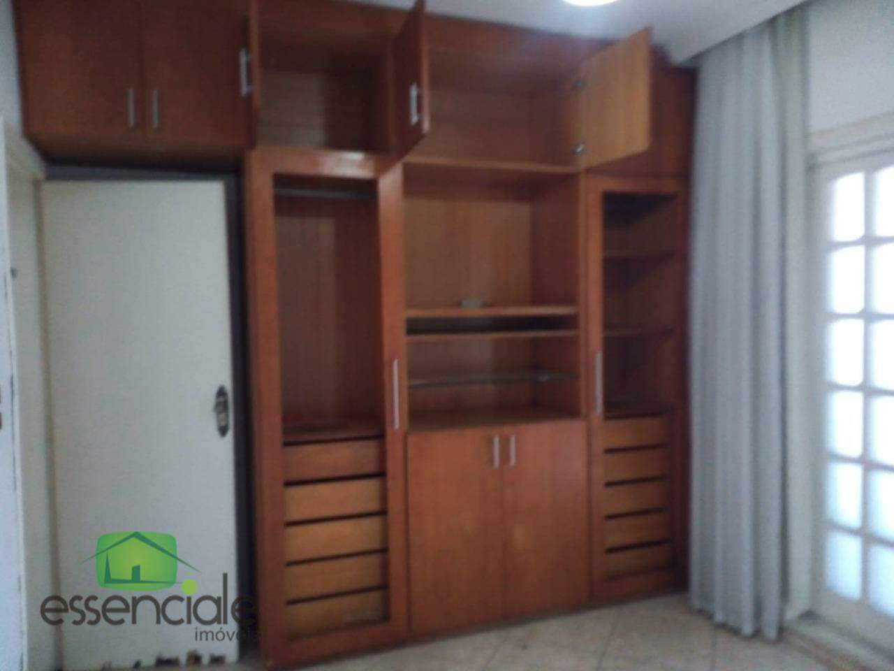 Casa para alugar com 4 quartos, 302m² - Foto 16