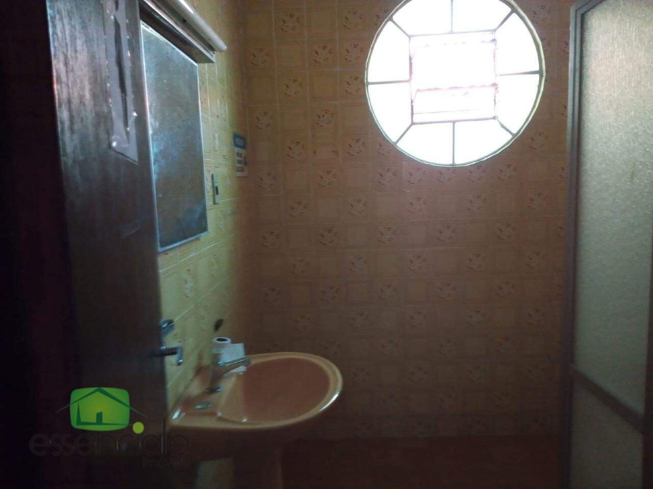 Casa para alugar com 6 quartos, 350m² - Foto 18