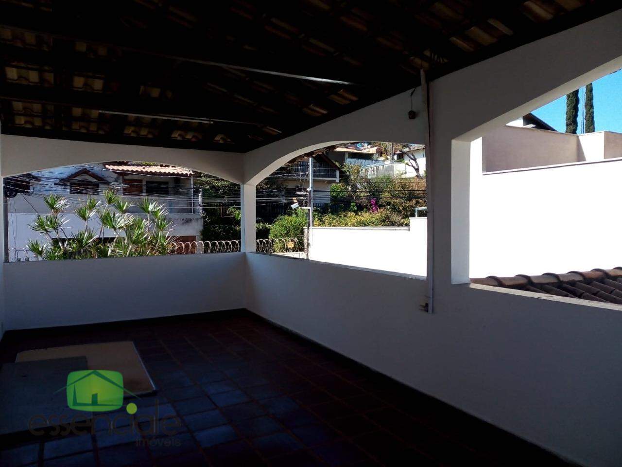 Casa para alugar com 6 quartos, 350m² - Foto 6