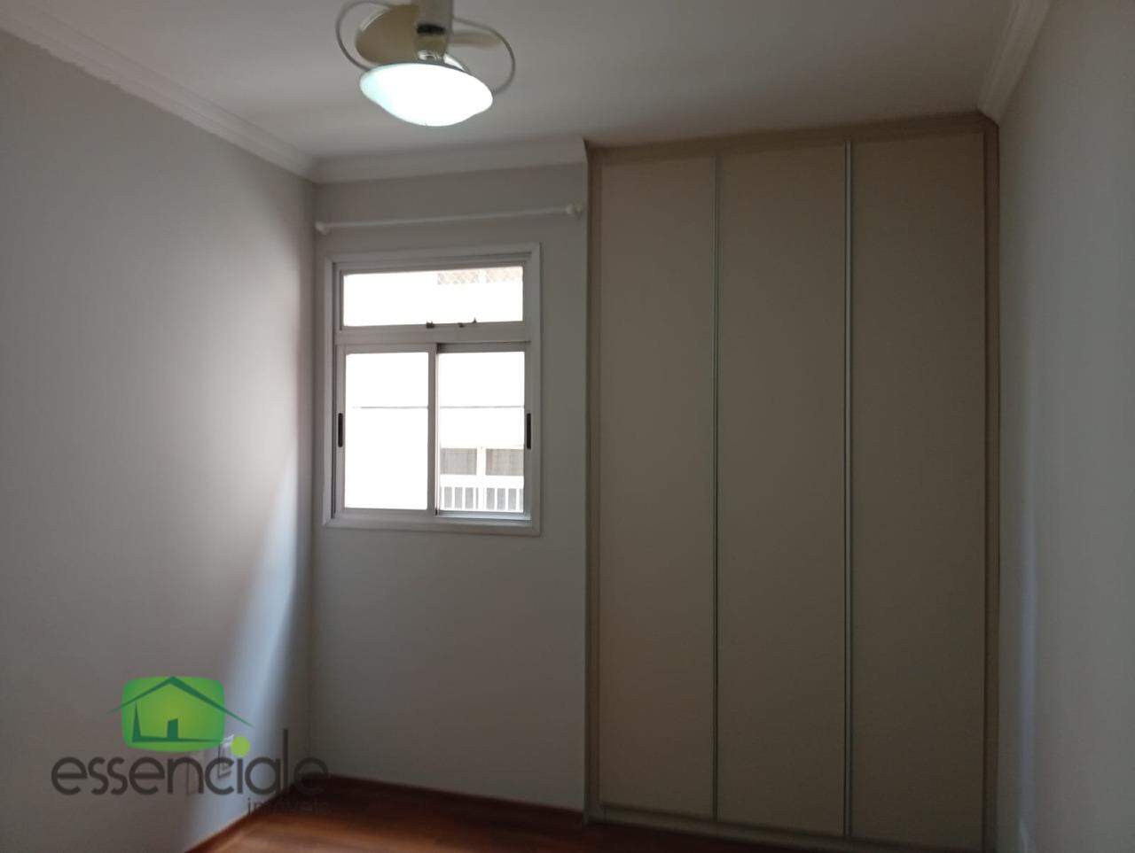 Apartamento para alugar com 3 quartos, 70m² - Foto 2