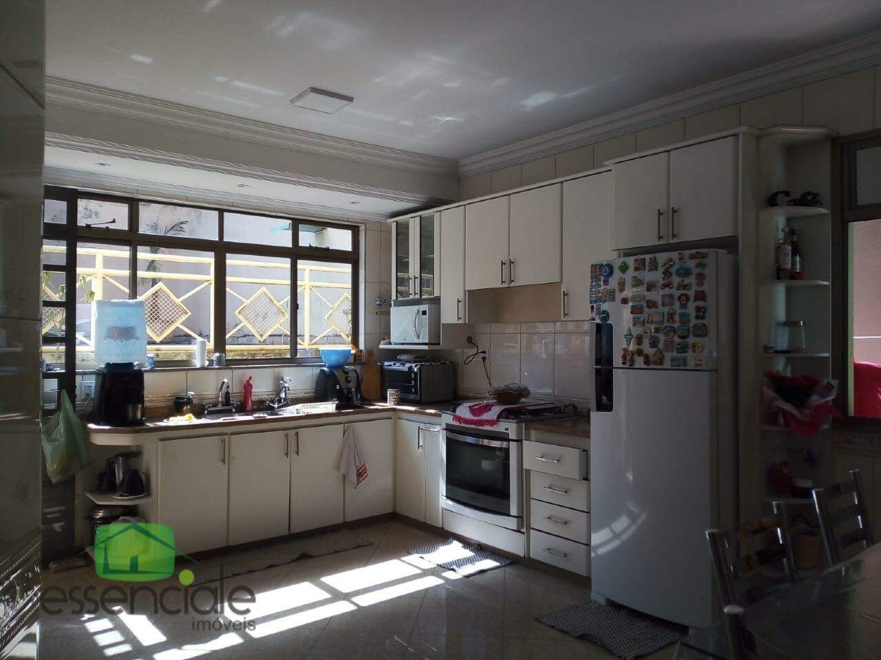 Casa para alugar com 1 quarto, 360m² - Foto 4