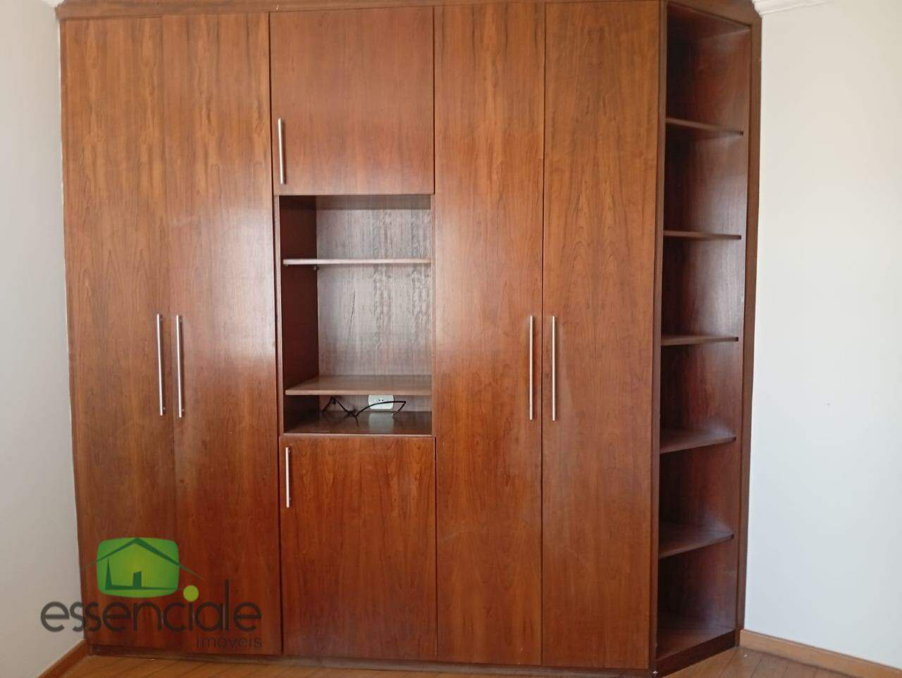 Apartamento para alugar com 3 quartos, 120m² - Foto 14