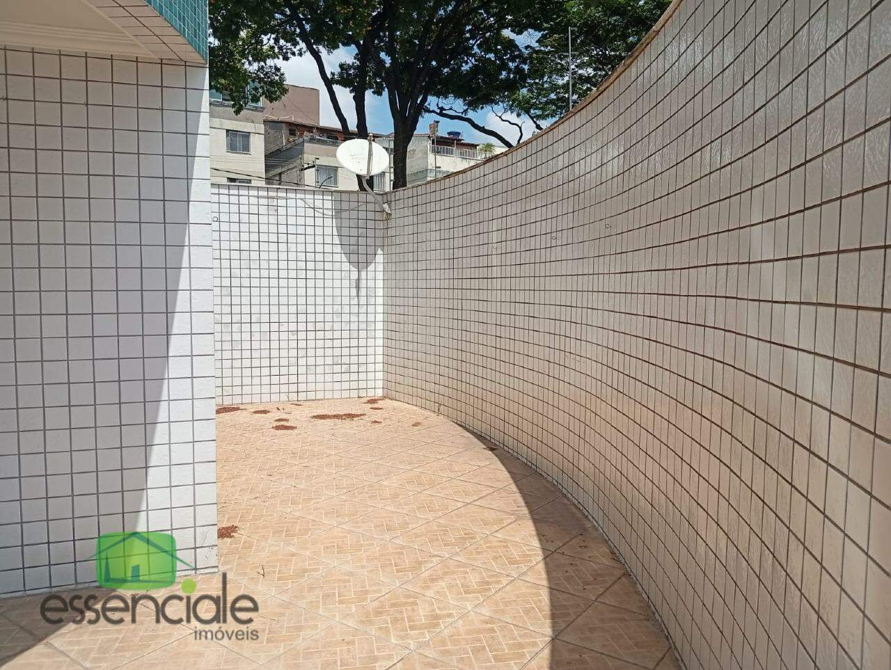 Apartamento para alugar com 3 quartos, 120m² - Foto 17
