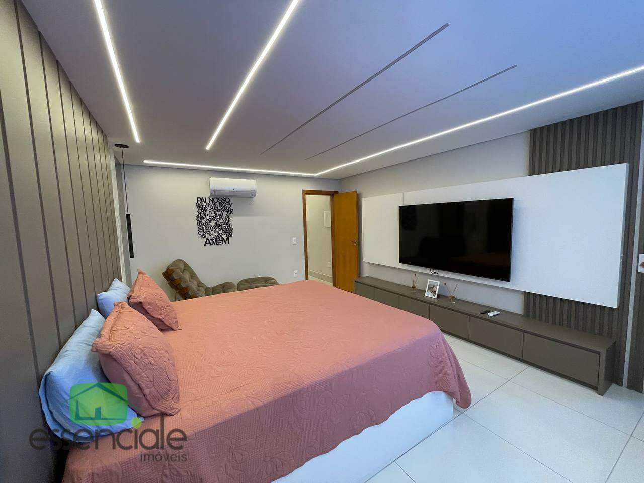 Casa de Condomínio para alugar com 3 quartos, 300m² - Foto 19