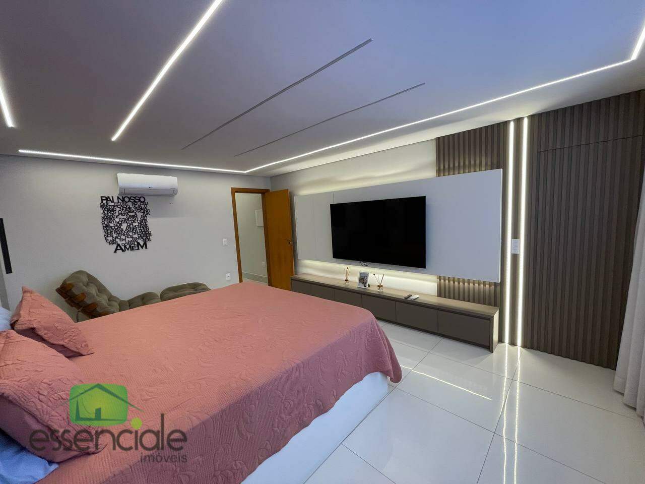 Casa de Condomínio para alugar com 3 quartos, 300m² - Foto 22