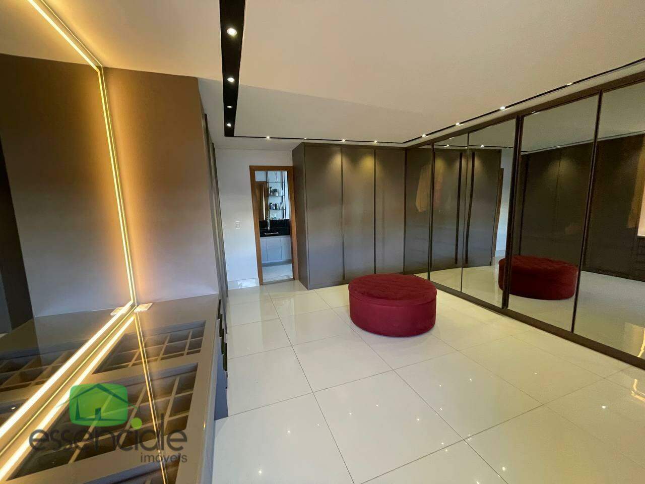 Casa de Condomínio para alugar com 3 quartos, 300m² - Foto 23