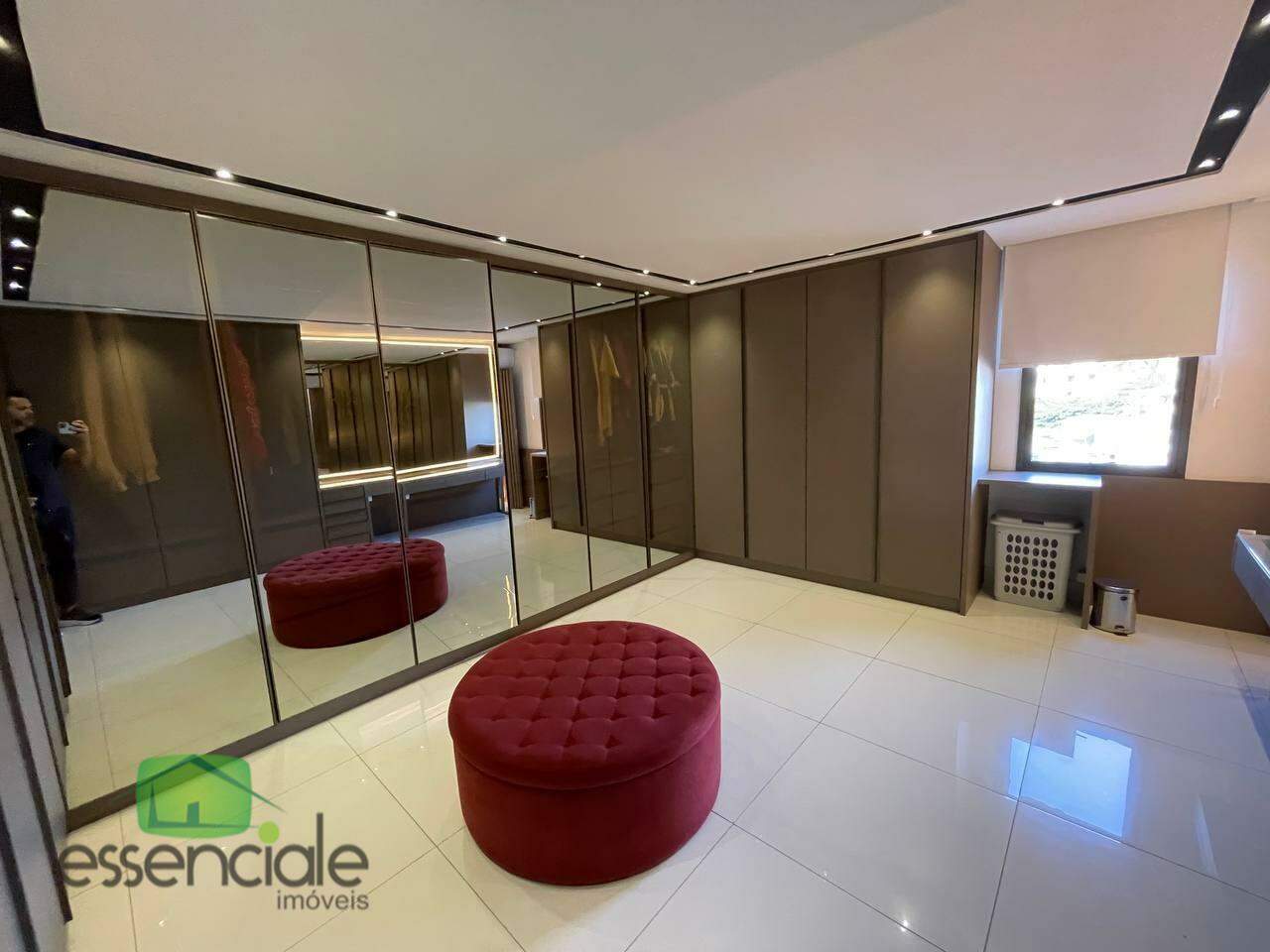 Casa de Condomínio para alugar com 3 quartos, 300m² - Foto 24