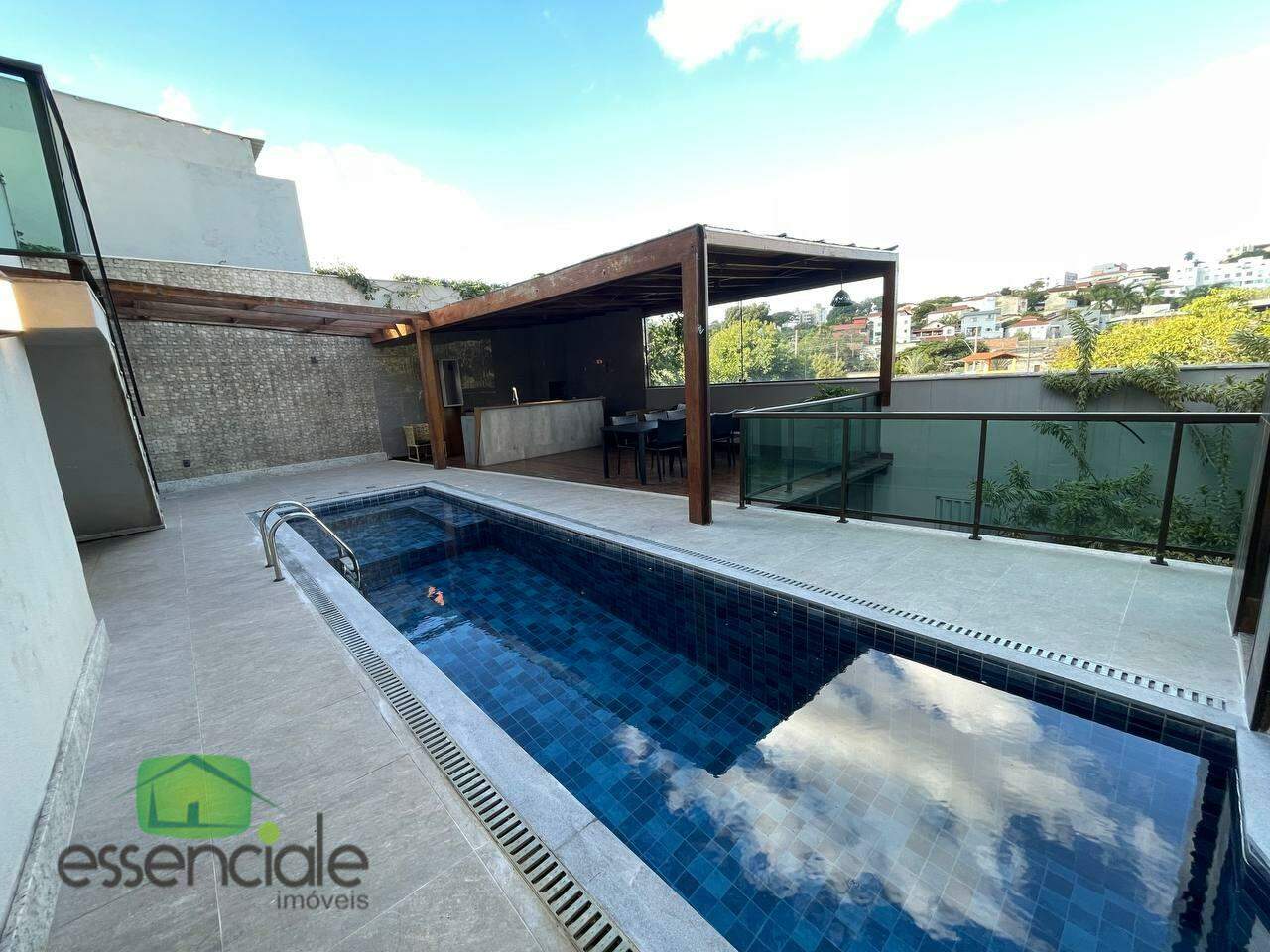 Casa de Condomínio para alugar com 3 quartos, 300m² - Foto 18