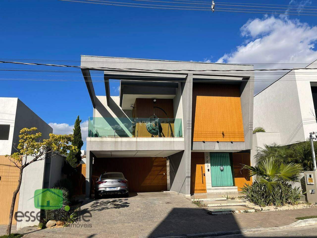 Casa de Condomínio para alugar com 3 quartos, 300m² - Foto 1