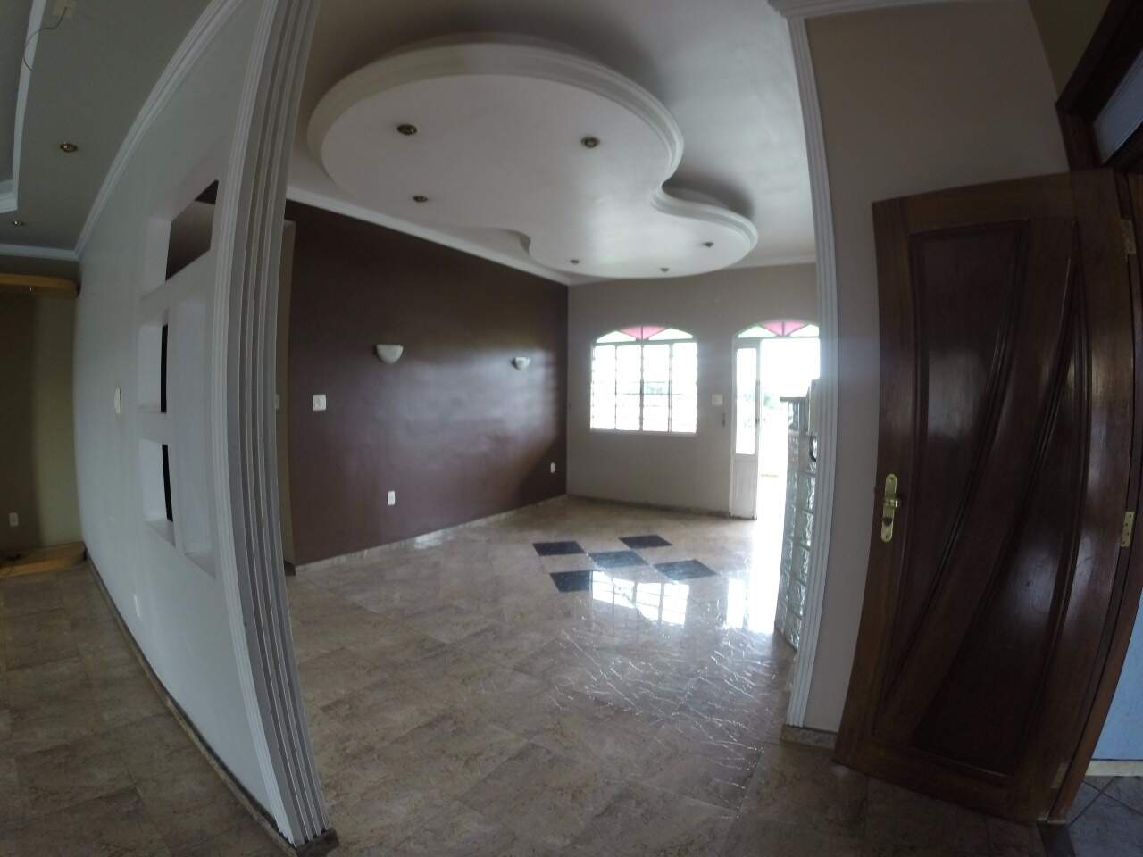 Casa para alugar com 3 quartos, 150m² - Foto 5