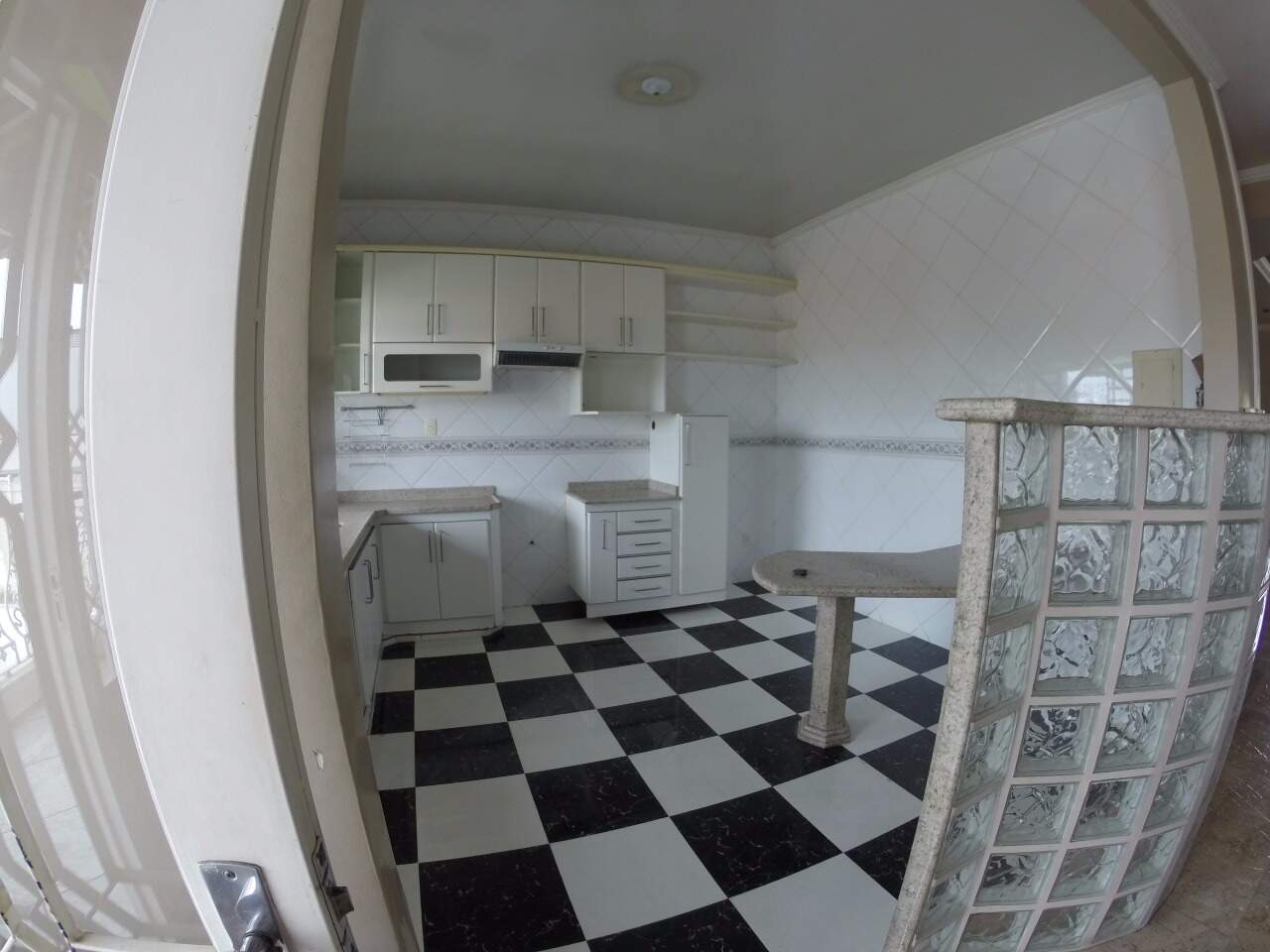 Casa para alugar com 3 quartos, 150m² - Foto 8