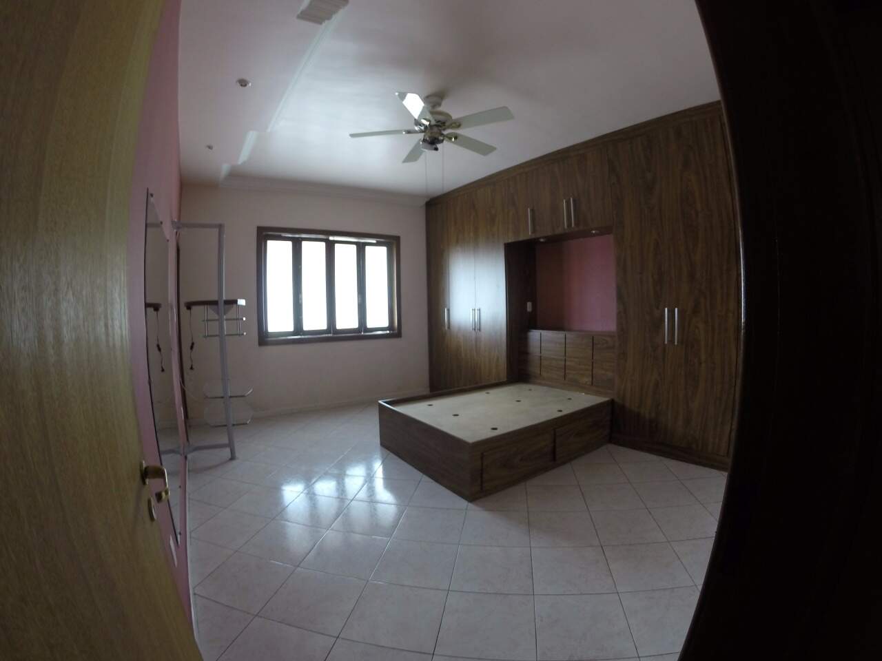 Casa para alugar com 3 quartos, 150m² - Foto 12