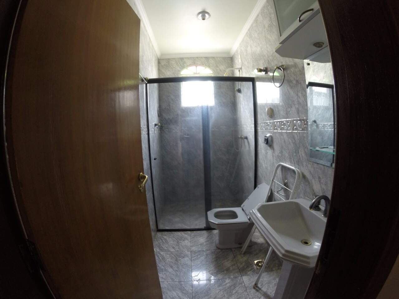 Casa para alugar com 3 quartos, 150m² - Foto 10