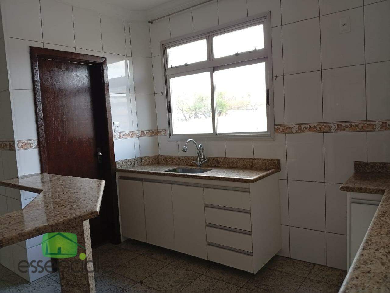 Apartamento para alugar com 3 quartos, 70m² - Foto 11