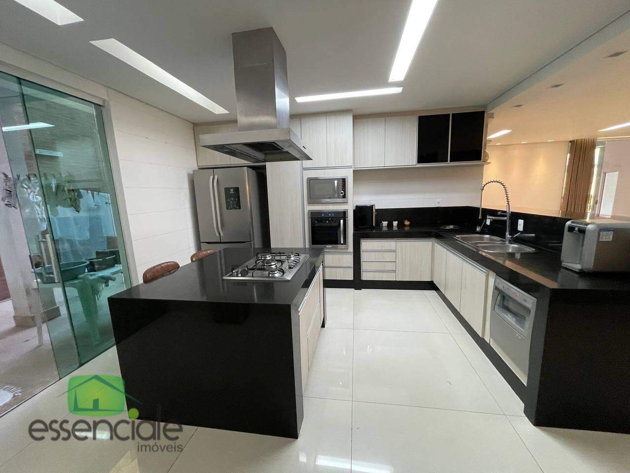 Casa para alugar com 4 quartos, 478m² - Foto 14