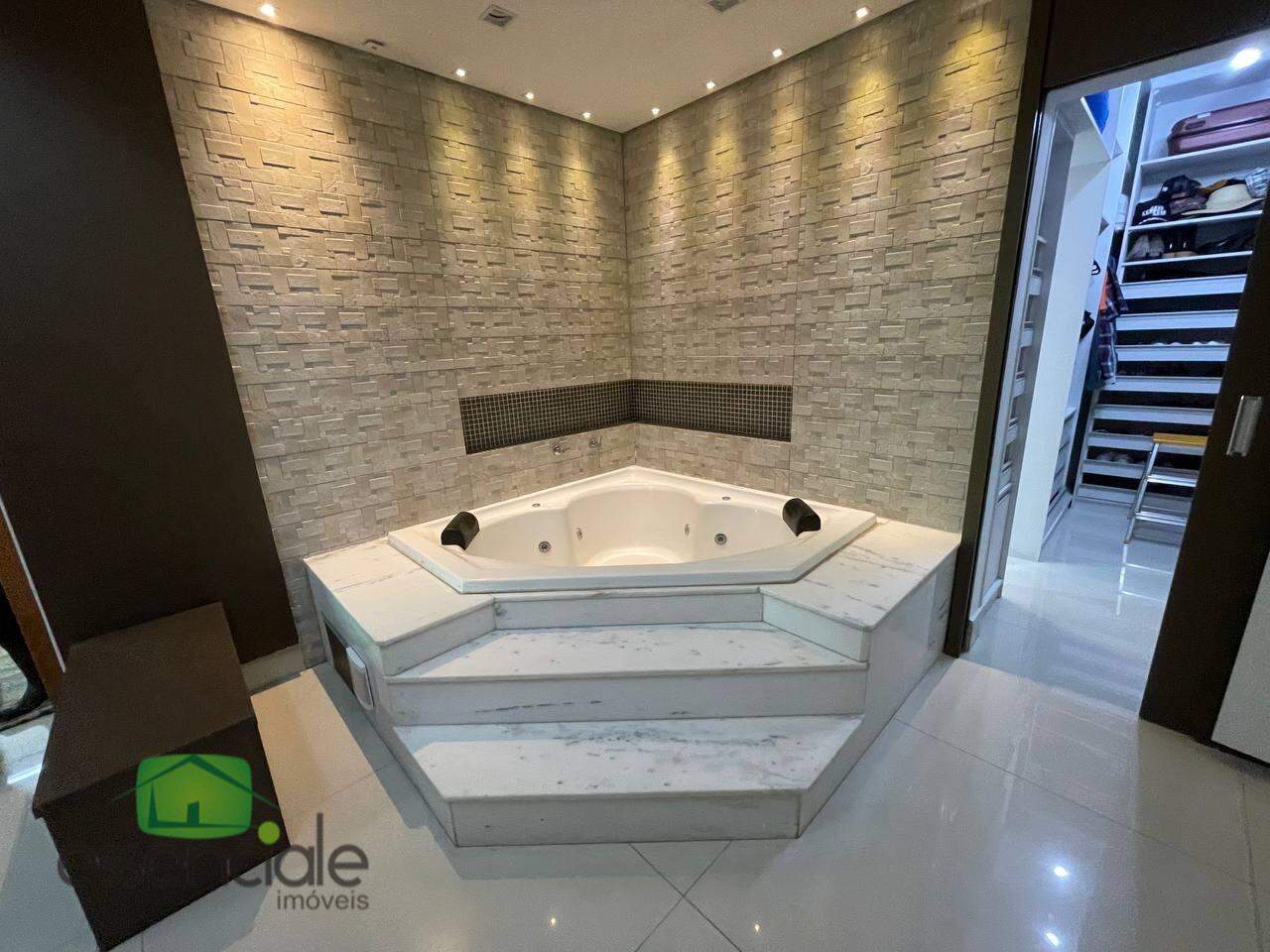 Casa para alugar com 4 quartos, 478m² - Foto 21