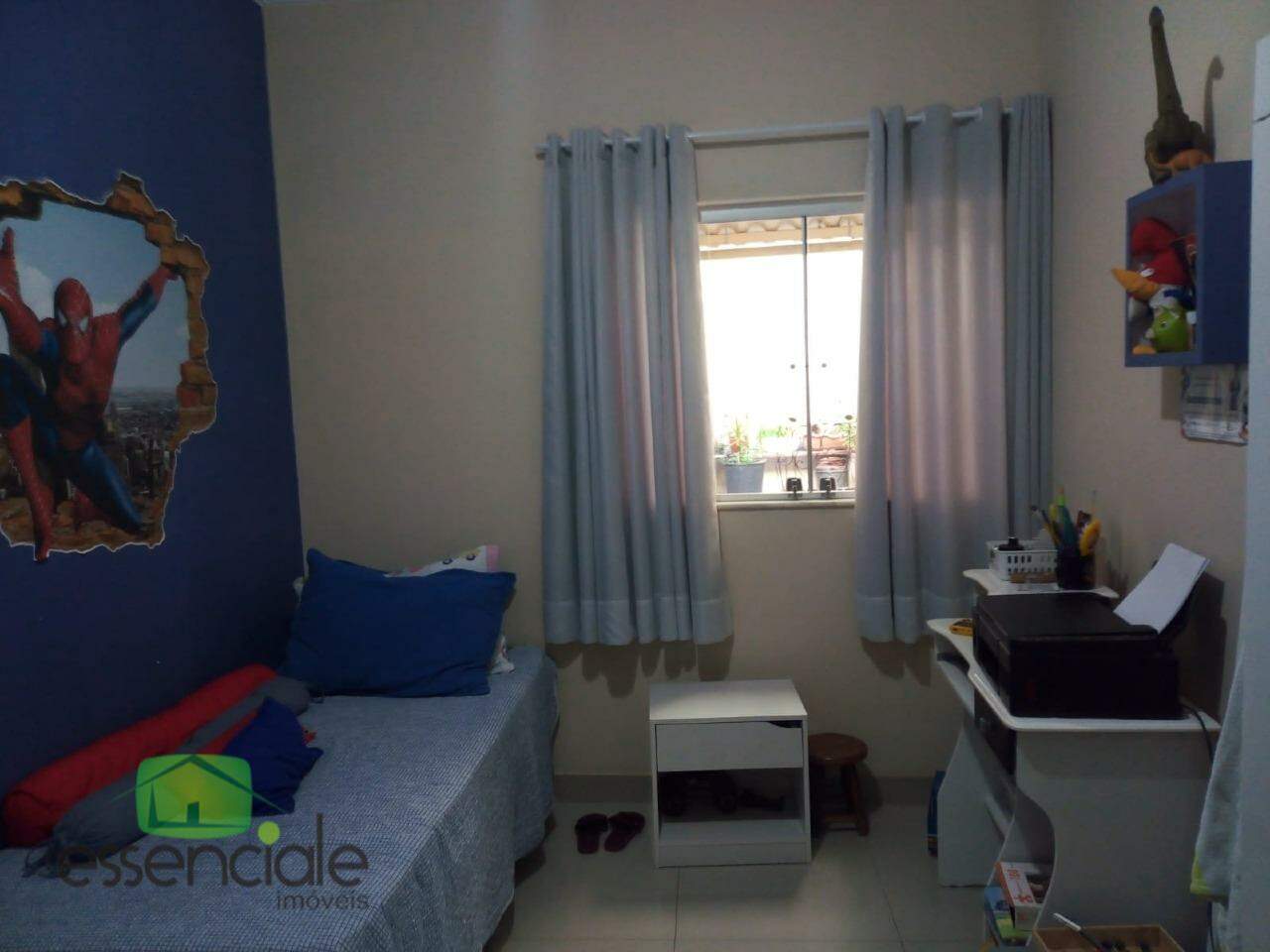 Casa para alugar com 3 quartos, 180m² - Foto 9