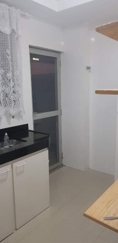 Apartamento para alugar com 2 quartos, 56m² - Foto 9