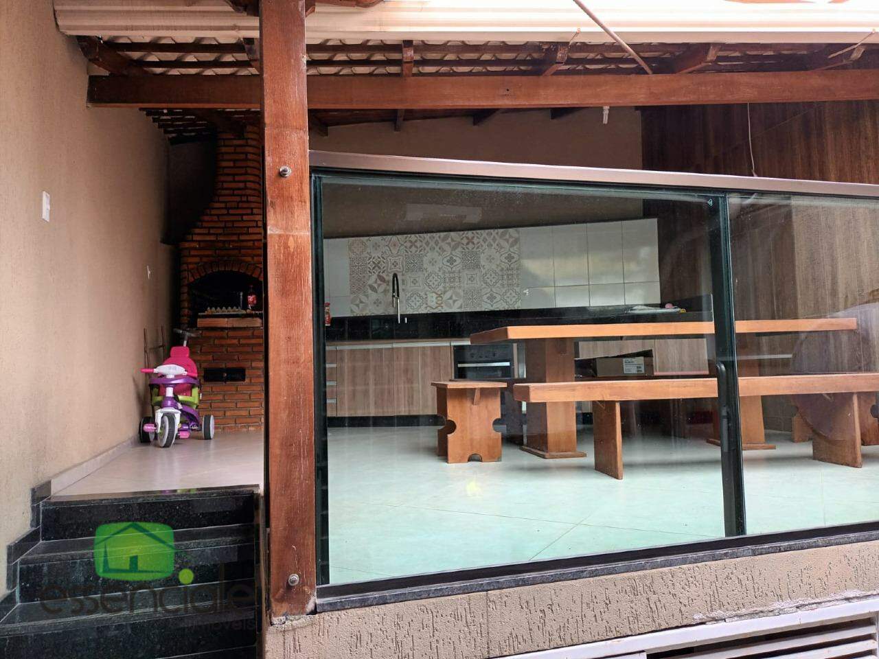 Casa para alugar com 2 quartos, 107m² - Foto 16