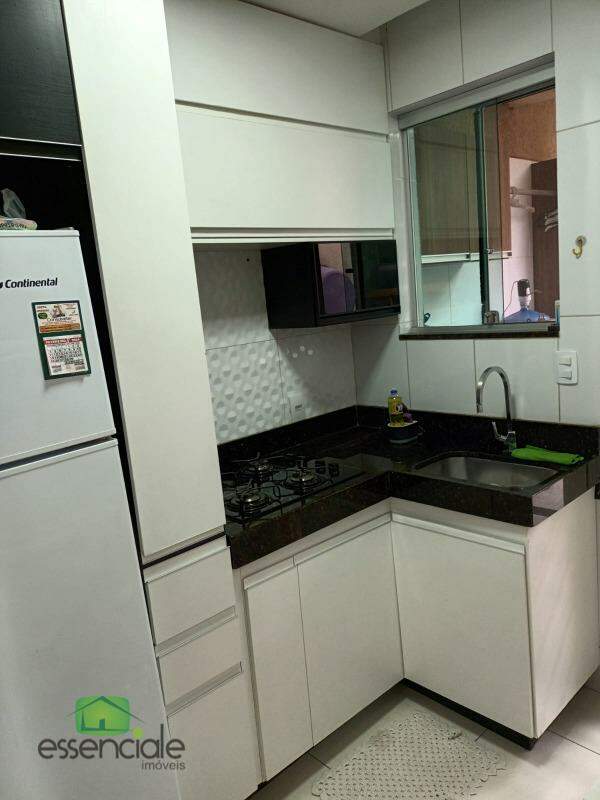 Casa para alugar com 2 quartos, 107m² - Foto 14