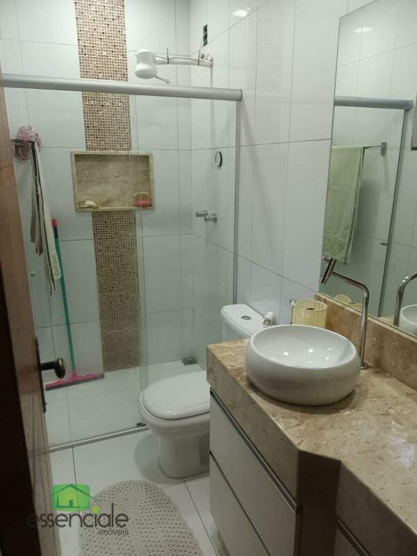 Casa para alugar com 2 quartos, 107m² - Foto 24