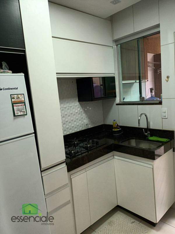 Casa para alugar com 2 quartos, 107m² - Foto 11