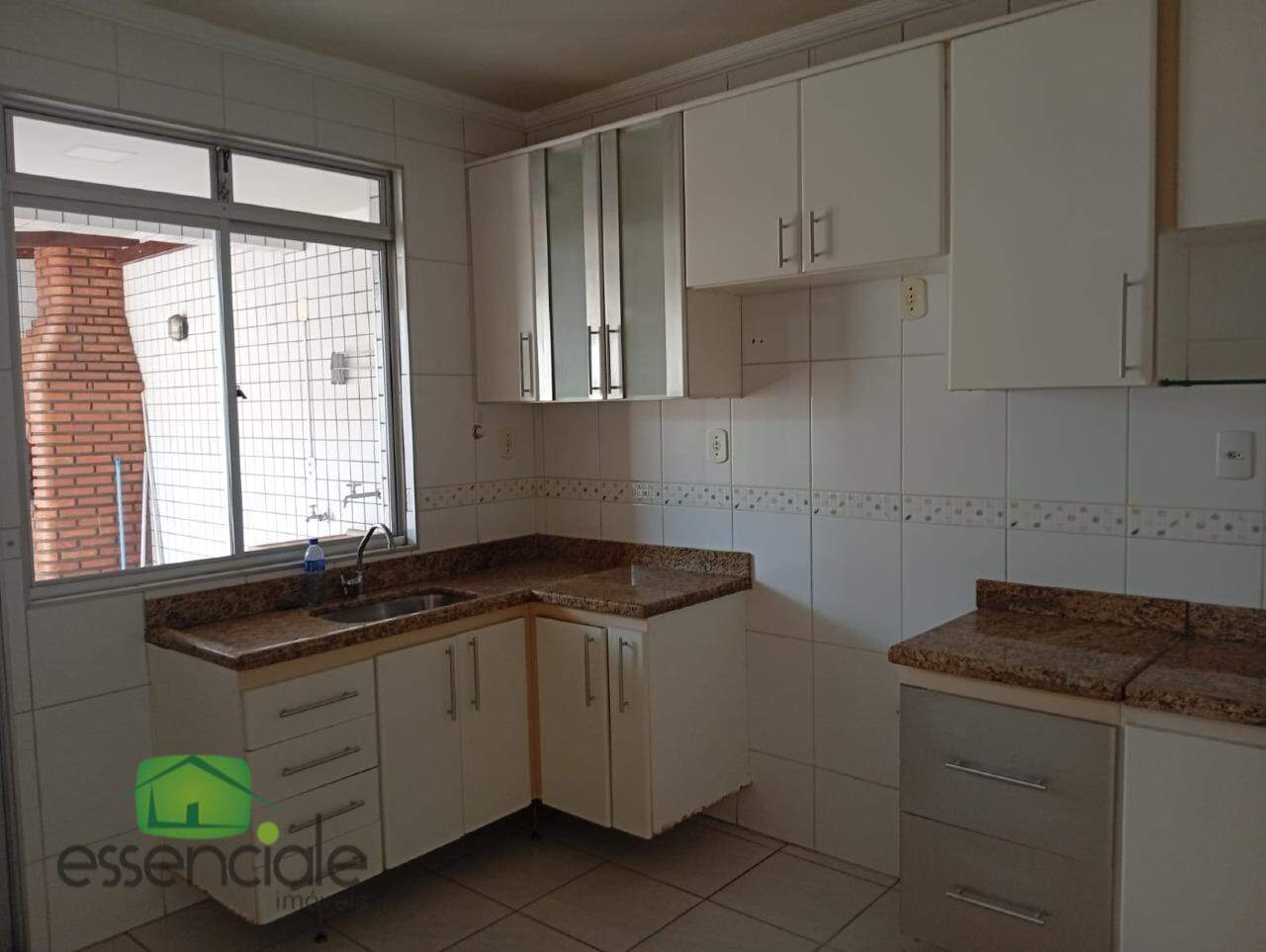 Apartamento para alugar com 3 quartos, 120m² - Foto 24