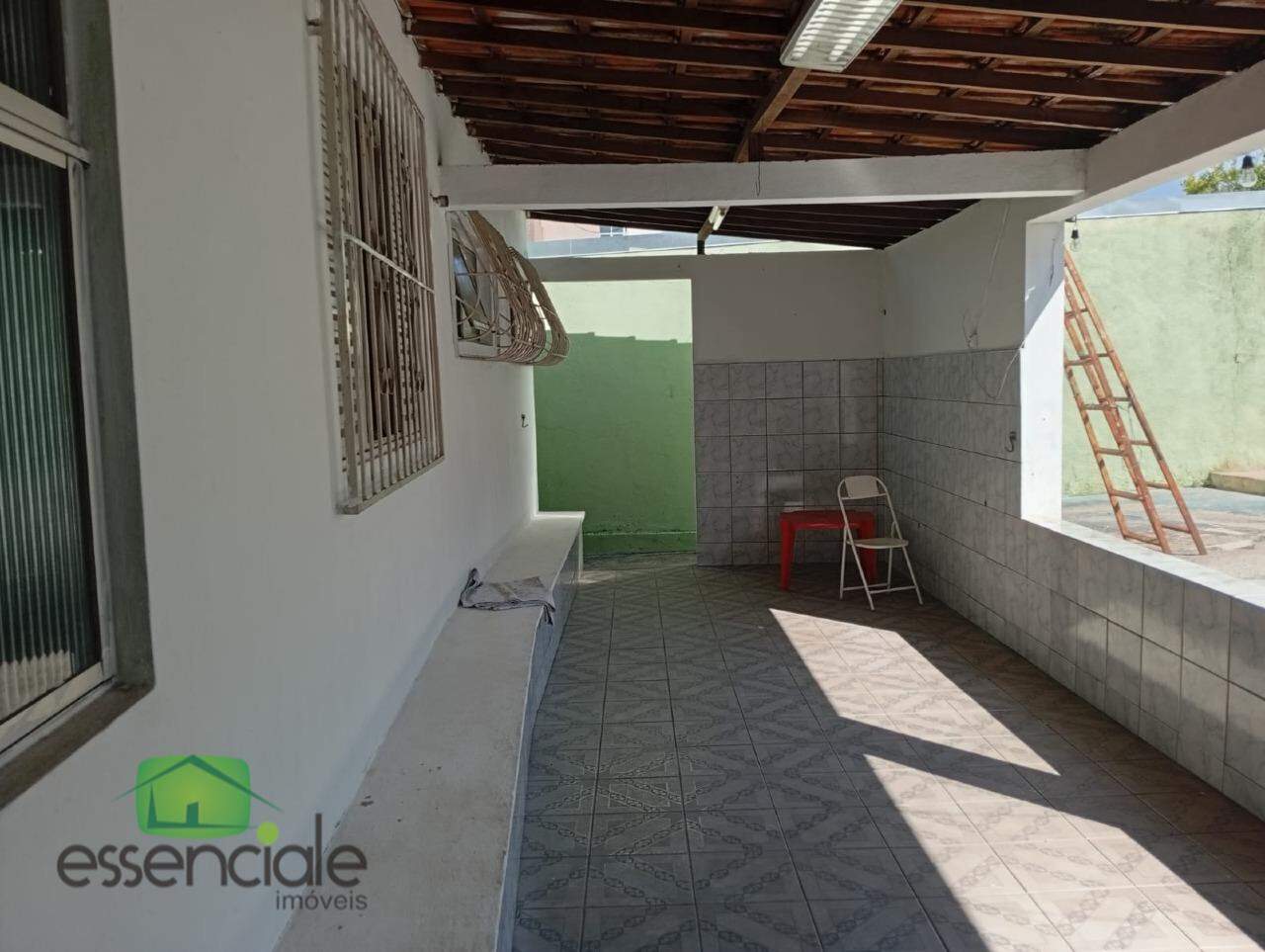 Casa para alugar com 4 quartos, 360m² - Foto 19