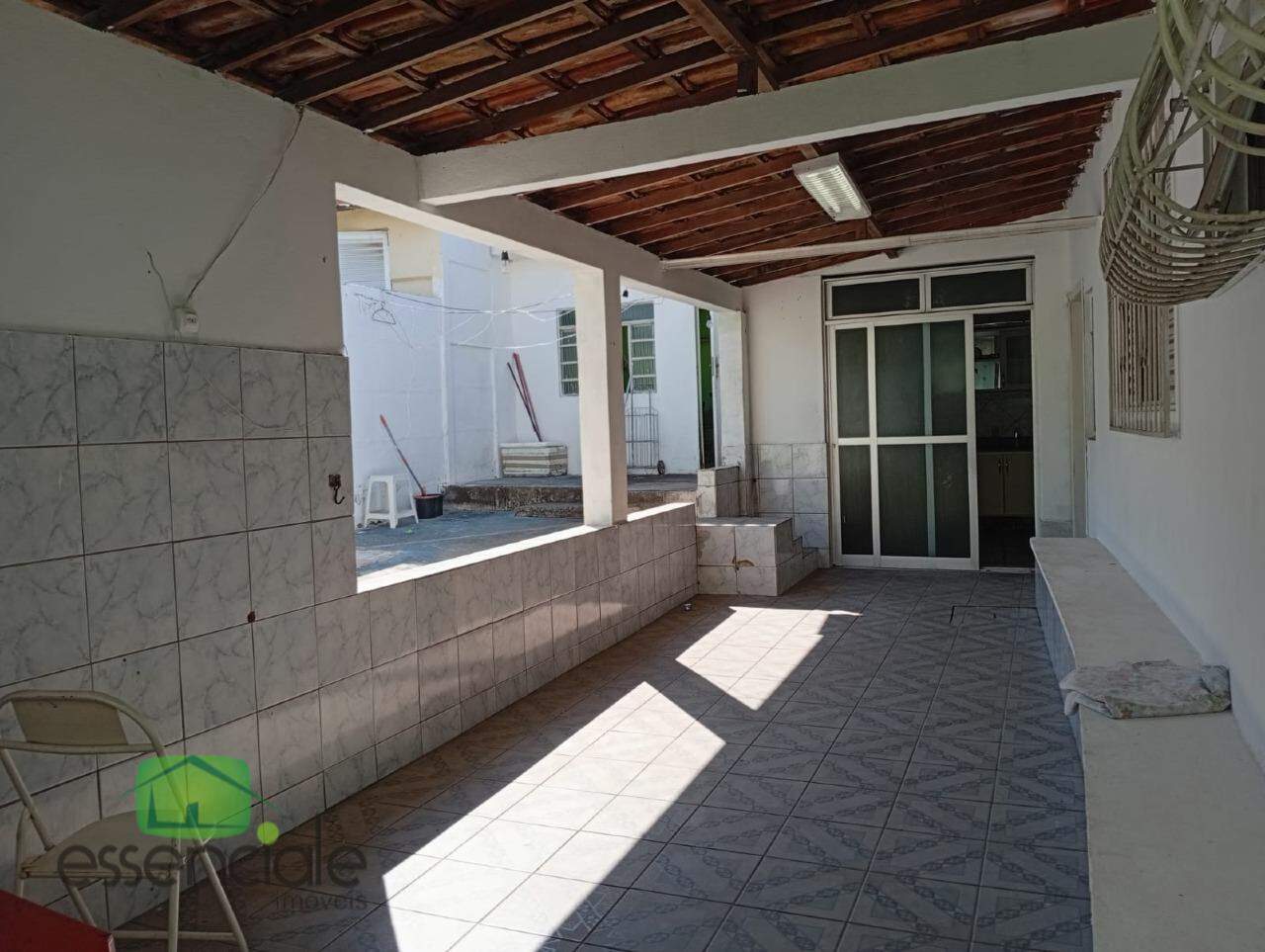 Casa para alugar com 4 quartos, 360m² - Foto 20