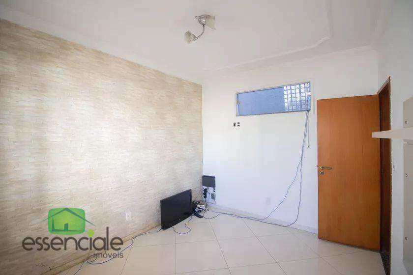 Casa para alugar com 3 quartos, 361m² - Foto 7
