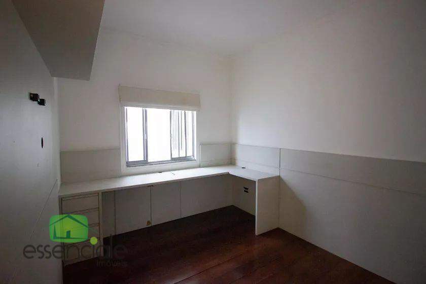 Casa para alugar com 3 quartos, 361m² - Foto 13