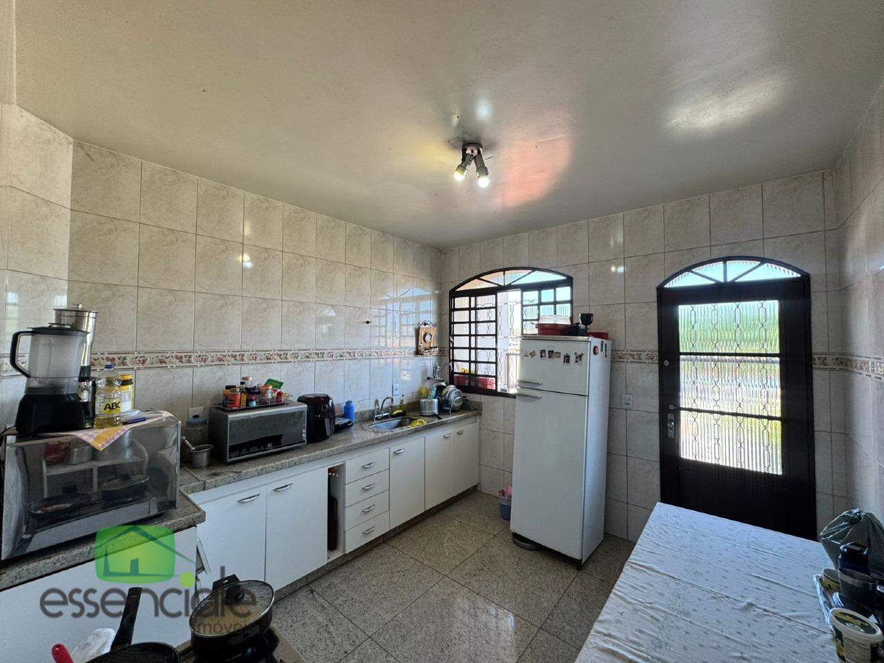 Casa, 6 quartos, 400 m² - Foto 3