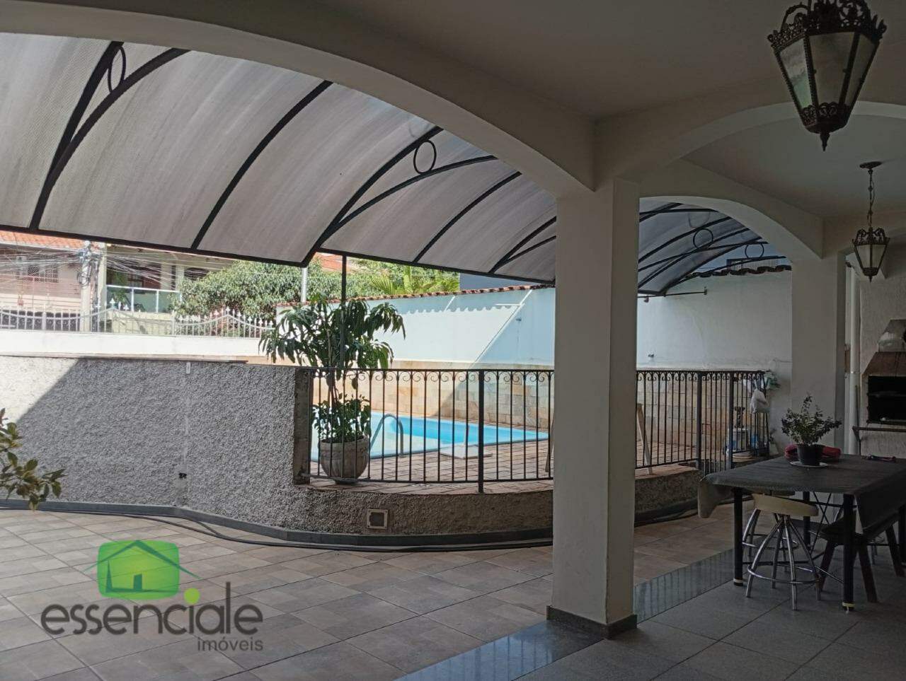 Casa, 4 quartos, 360 m² - Foto 1