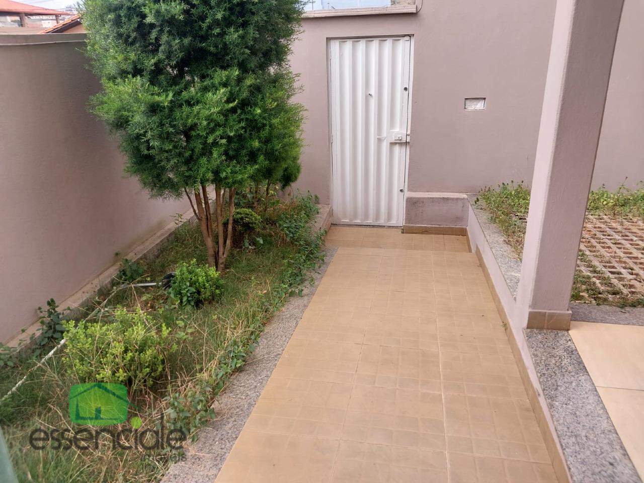 Casa, 3 quartos, 200 m² - Foto 2