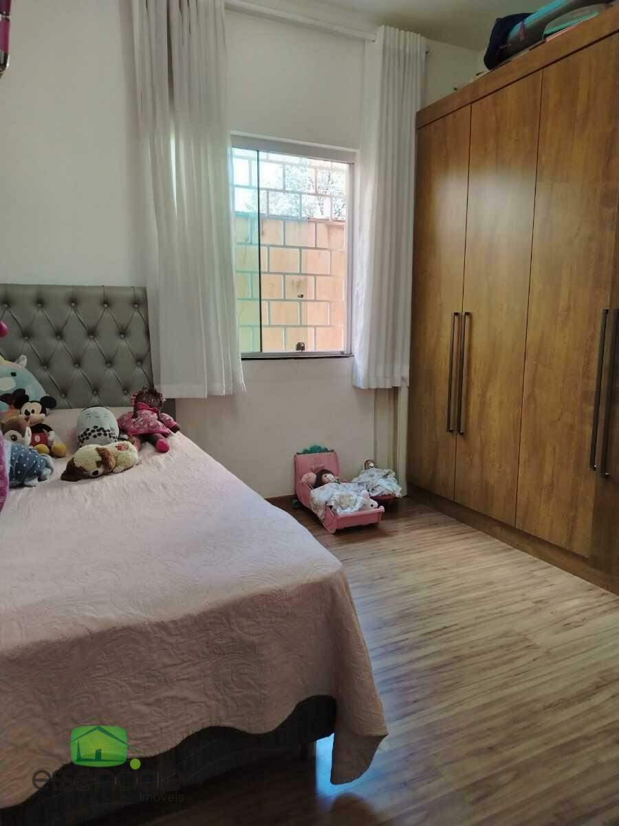 Casa, 3 quartos, 147 m² - Foto 2