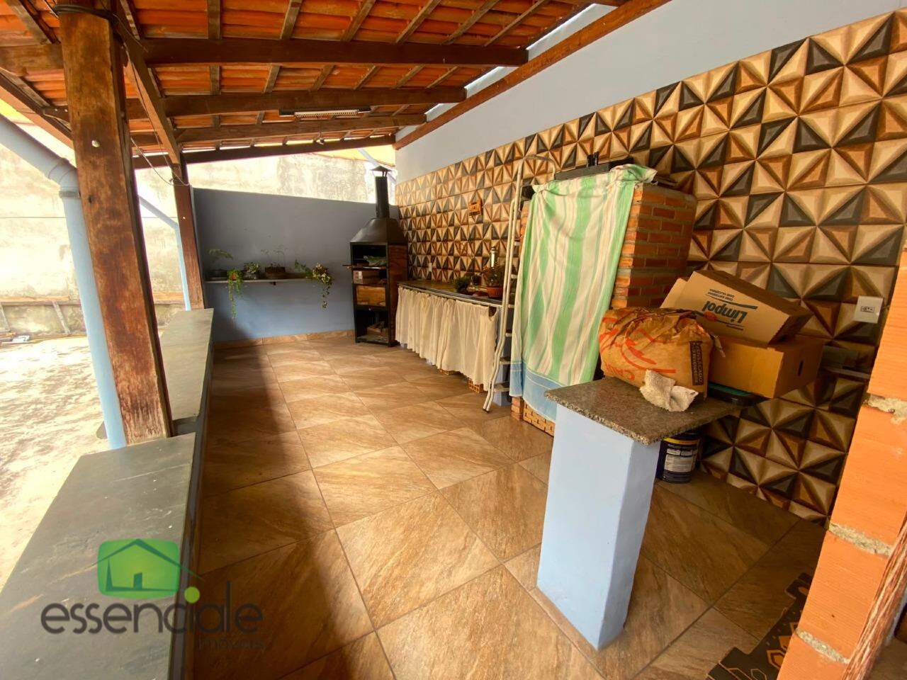 Casa, 3 quartos, 242 m² - Foto 1