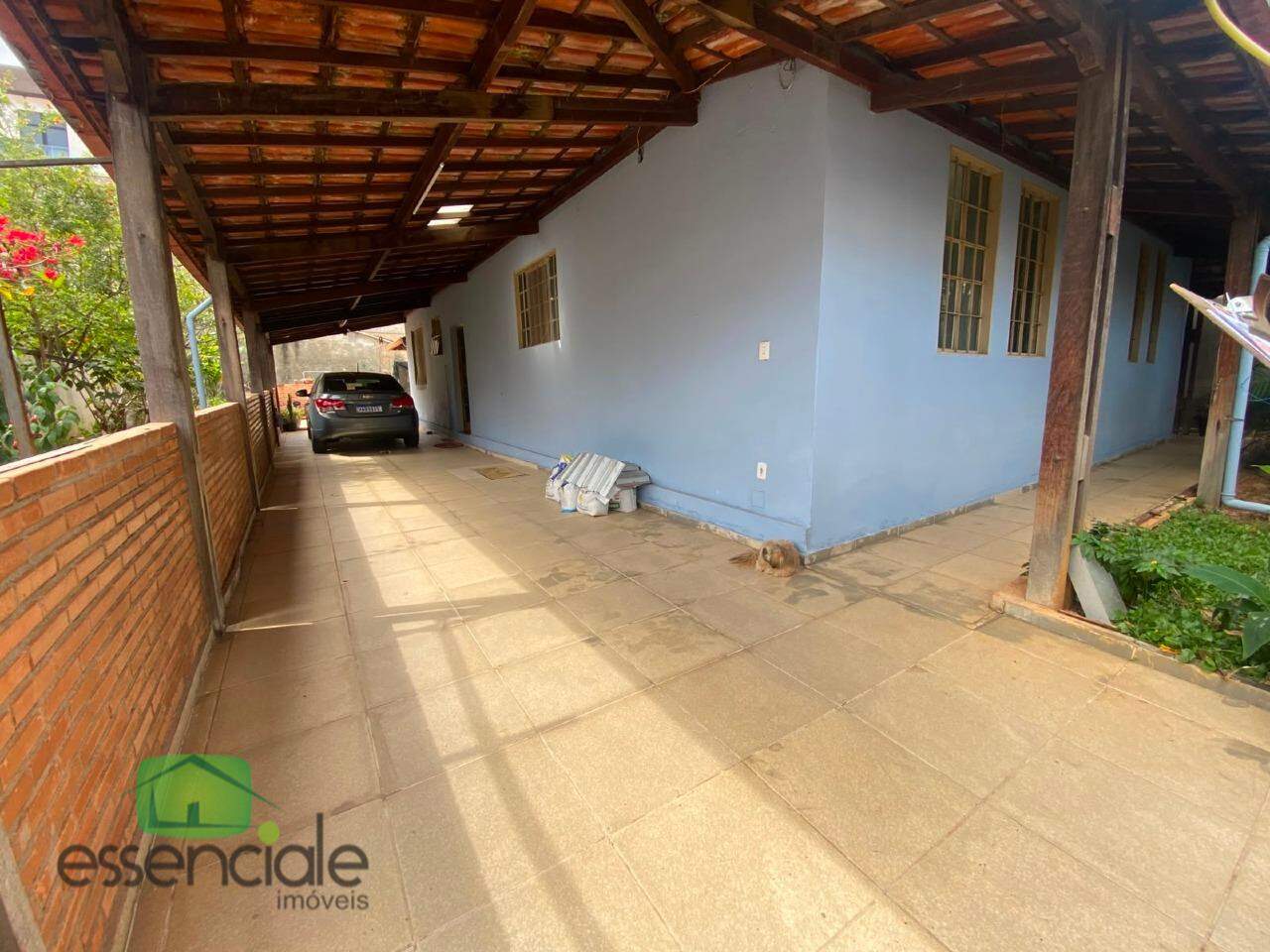 Casa, 3 quartos, 242 m² - Foto 2