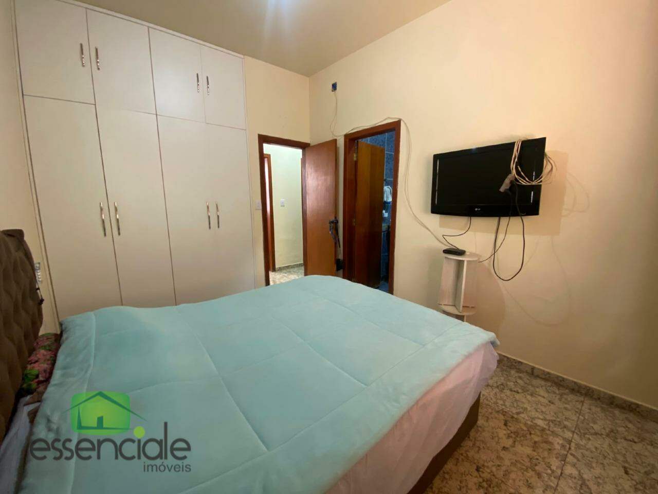 Casa, 3 quartos, 242 m² - Foto 15